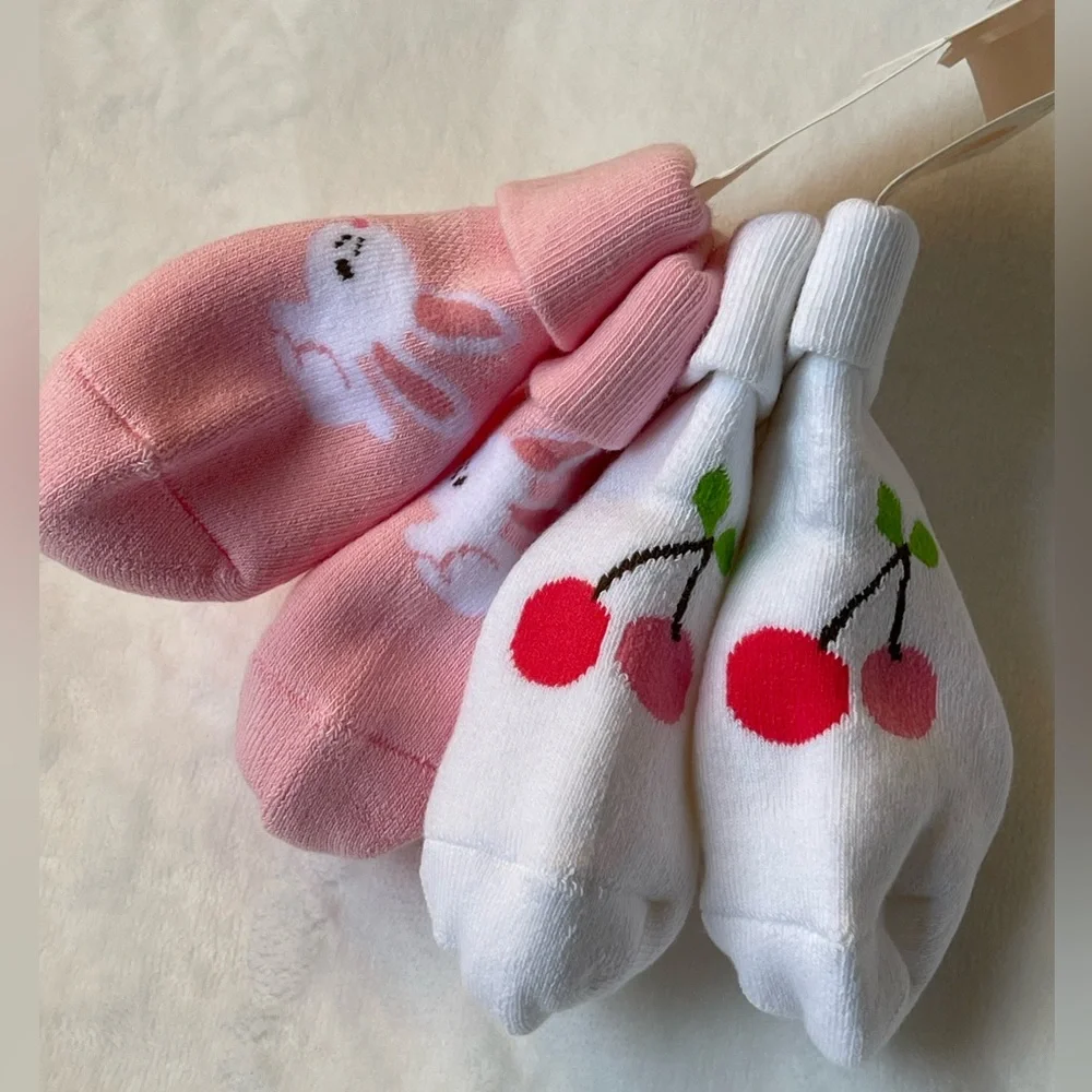 Gymboree Girl bunny / cherry Socks size 12-18 mos 🐰🍒